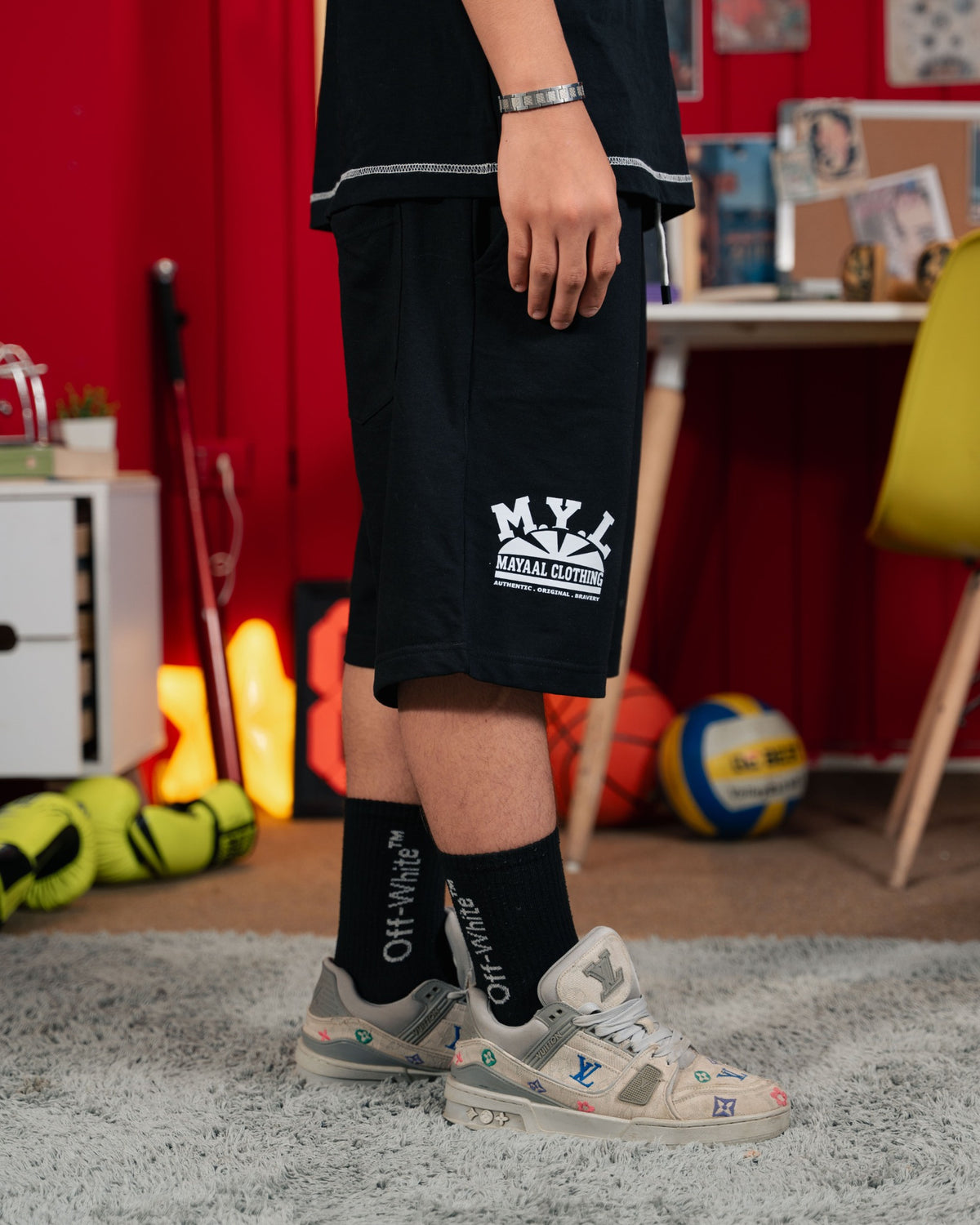 Logo Short Black