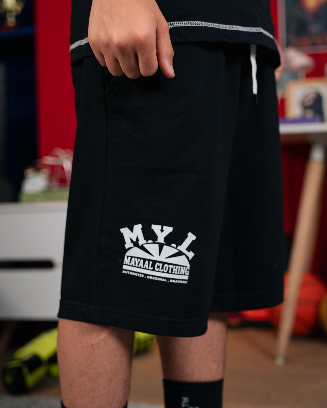 Logo Short Black